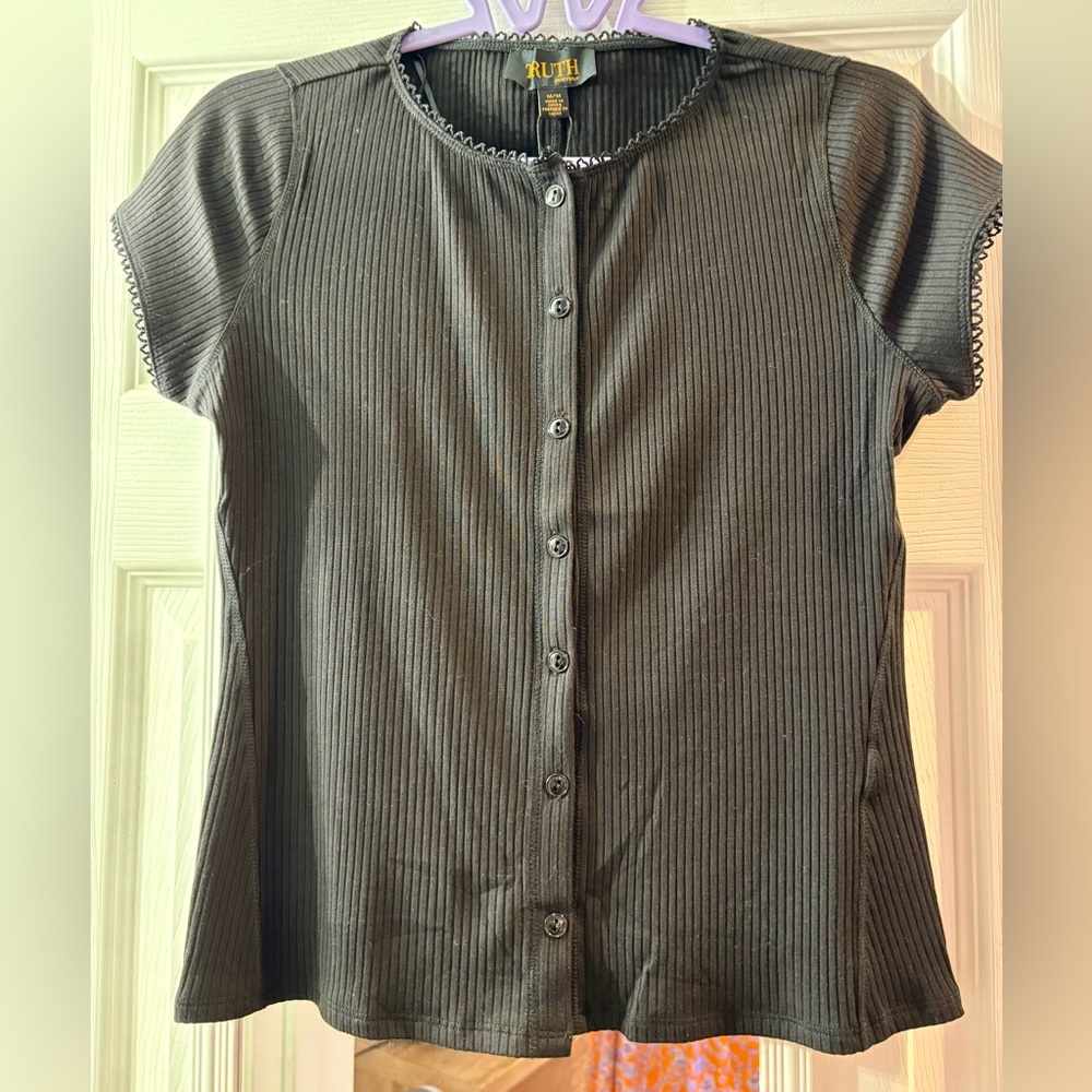 Ruth Women's Black Ribbed Button-Down Shirt NWT
